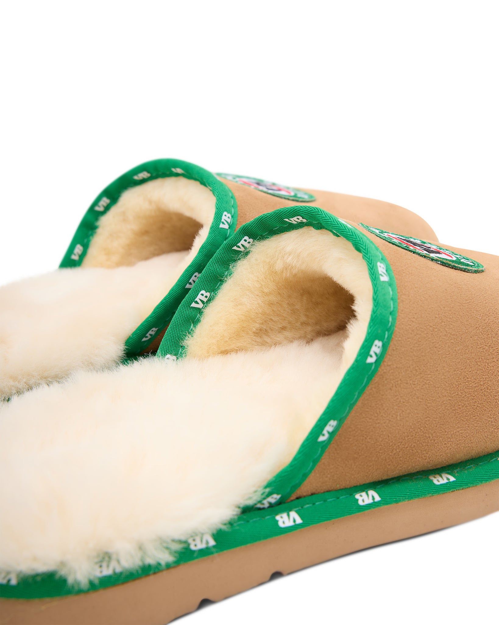 VB UGG Slipper Chestnut